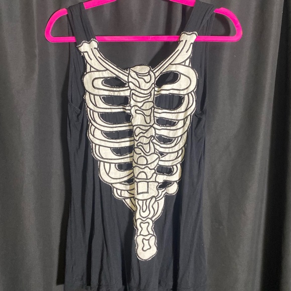 Skeleton back - Picture 2 of 5